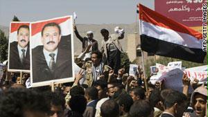 اليمن تشهد مظاهرات مناوئة لصالح وأخرى مؤيدة له