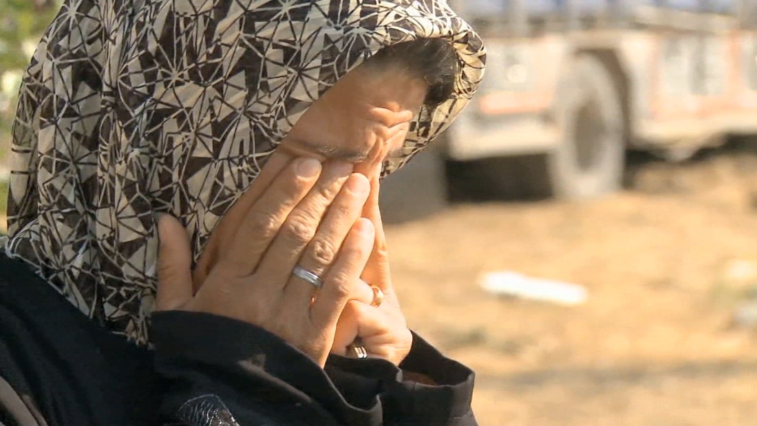 قتل زوجها.. CNN تقابل ناجية من حلب