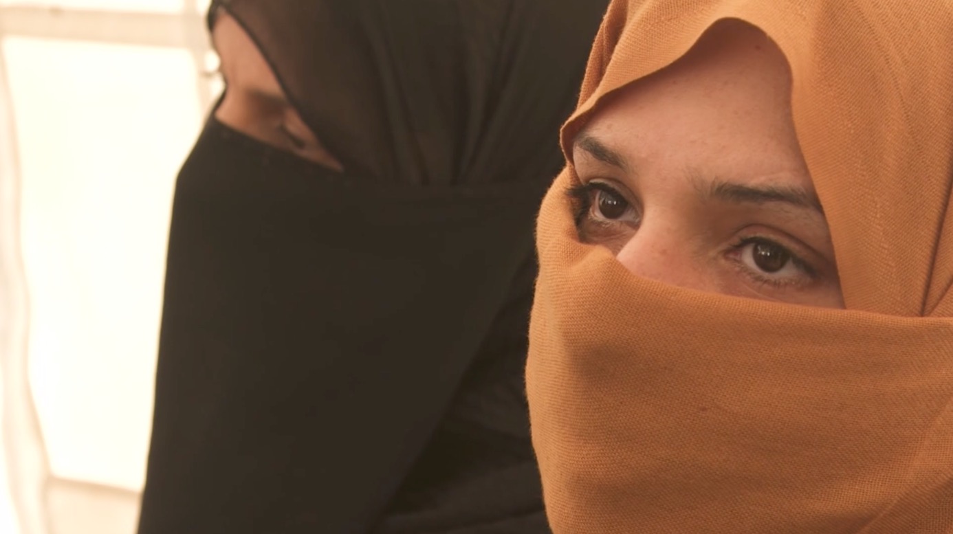 هاربات من الموصل تكشفن قصص رعب الحياة في ظل داعش