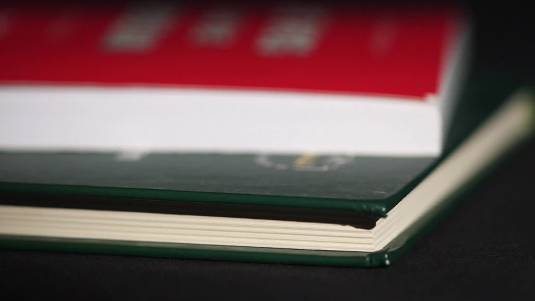 عدسة CNN تطارد كتب "أساسيات التطرف" بشوارع بلجيكا.. مؤلفات عن الجهاد وقتل المخالفين وتجنيد الأطفال