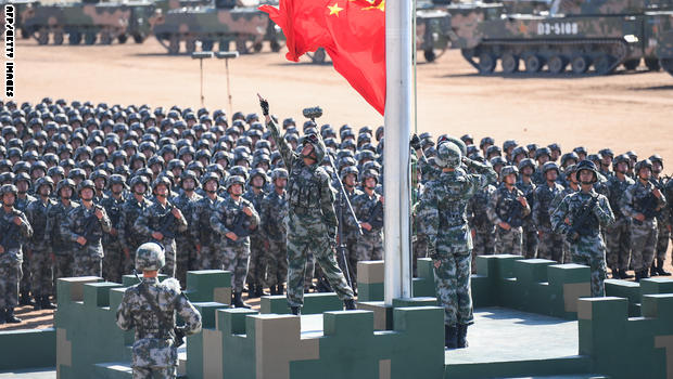 جنرال أمريكي : الصين أكبر تهديد لنا بحلول عام 2025 The%20Chinese%20flag%20is%20raised