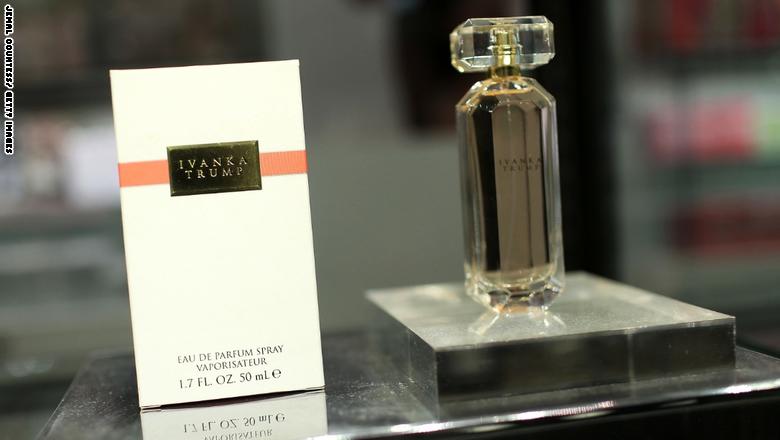 عطر إيفانكا ترامب الأكثر مبيعاً عبر أمازون 170217113801-02-ivanka-trump-perfume-file-super-169
