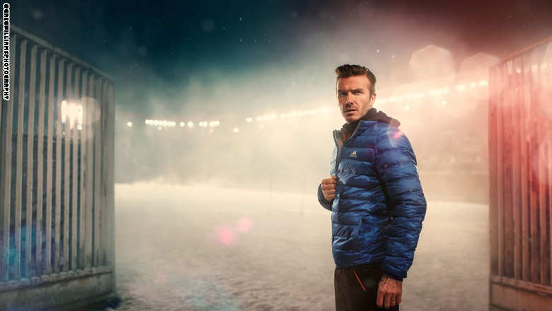 بالصور.. نظرة "خلف الكواليس" داخل حياة مشاهير هوليوود السرية