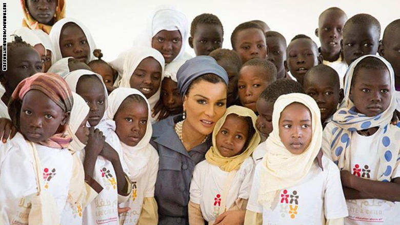 زيارة الشيخة موزا إلى أهرام السودان تفجّر أزمة إعلامية بين مصر والخرطوم حول التاريخ