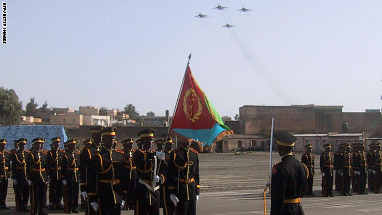 دعوات للتهدئة بين جيبوتي وأريتريا بعد توتر أعقب انسحاب الجيش القطري Eritrean%20Army%20parades