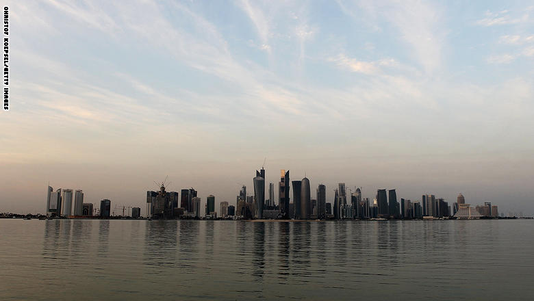 قرقاش: اكتشفت قطر في أزمتها أنها يائسة.. ودبلوماسيتها غير فاعلة