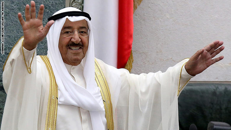 تصدر وسم "إعادة الجناسي المسحوبة بالكويت".. العوضي يشكر والطبطبائي: مكسب