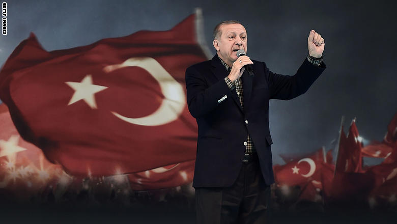 أردوغان: أوروبا تريد إرجاع الحرب الصليبية.. وأوغلو: لا نريد التصعيد مع هولندا وألمانيا