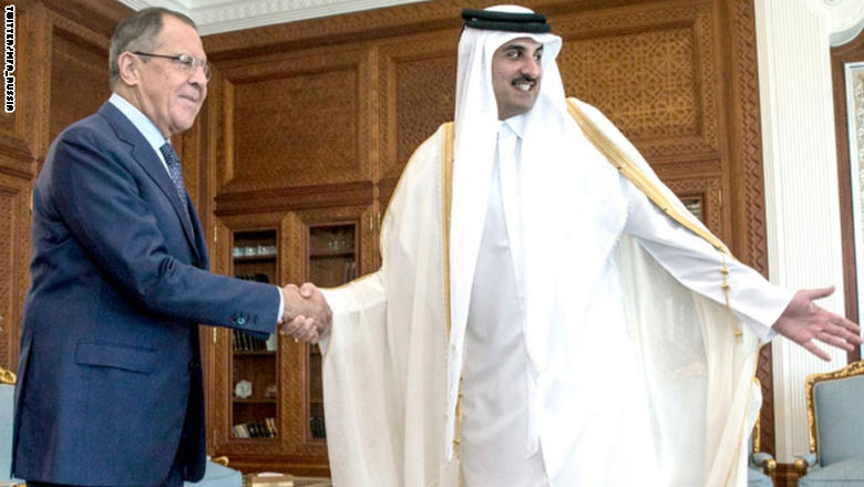 لافروف: أمير قطر عازم على تسوية كافة قضايا المنطقة.. وسفير روسيا: الدوحة تنظر لنا كصديق موثوق به