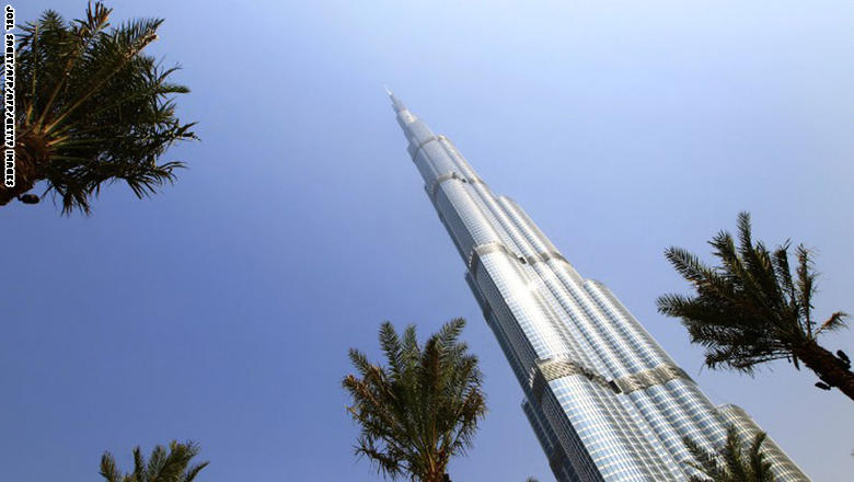 برج المملكة وبرج خليفة أبرزها.. جولة على ناطحات السحاب العالمية