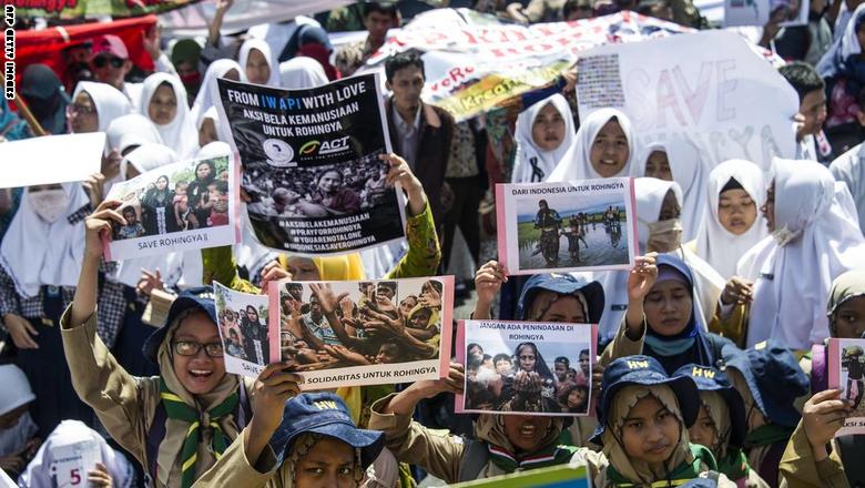 مظاهرات تضامنية مع الروهينغا بعدة دول.. وصمتٌ من زعماء الغرب