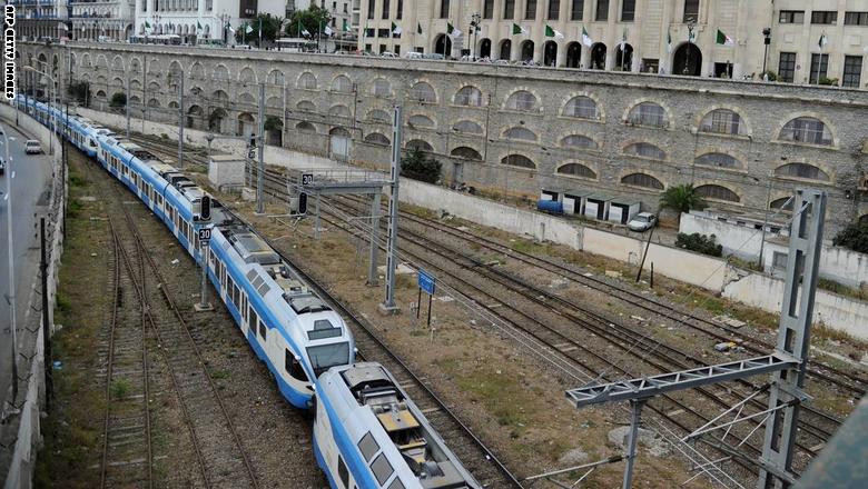 قطار يجمع المغرب والجزائر وتونس .. حلم قد يتجسد في الحقيقة من جديد Trainalgeria66